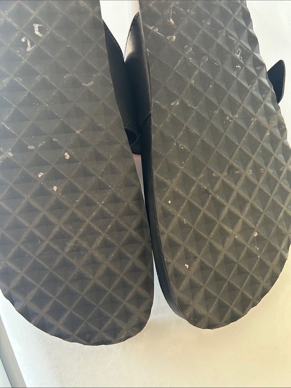 AEROSOLES Black Buckle Thong Slide Sandals - Picture 4 of 8